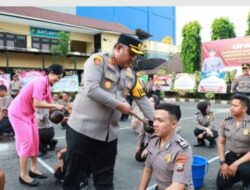 27 Personil Polri Naik Pangkat, Kapolres Tanjung Perak Pimpin Upacara Berlangsung