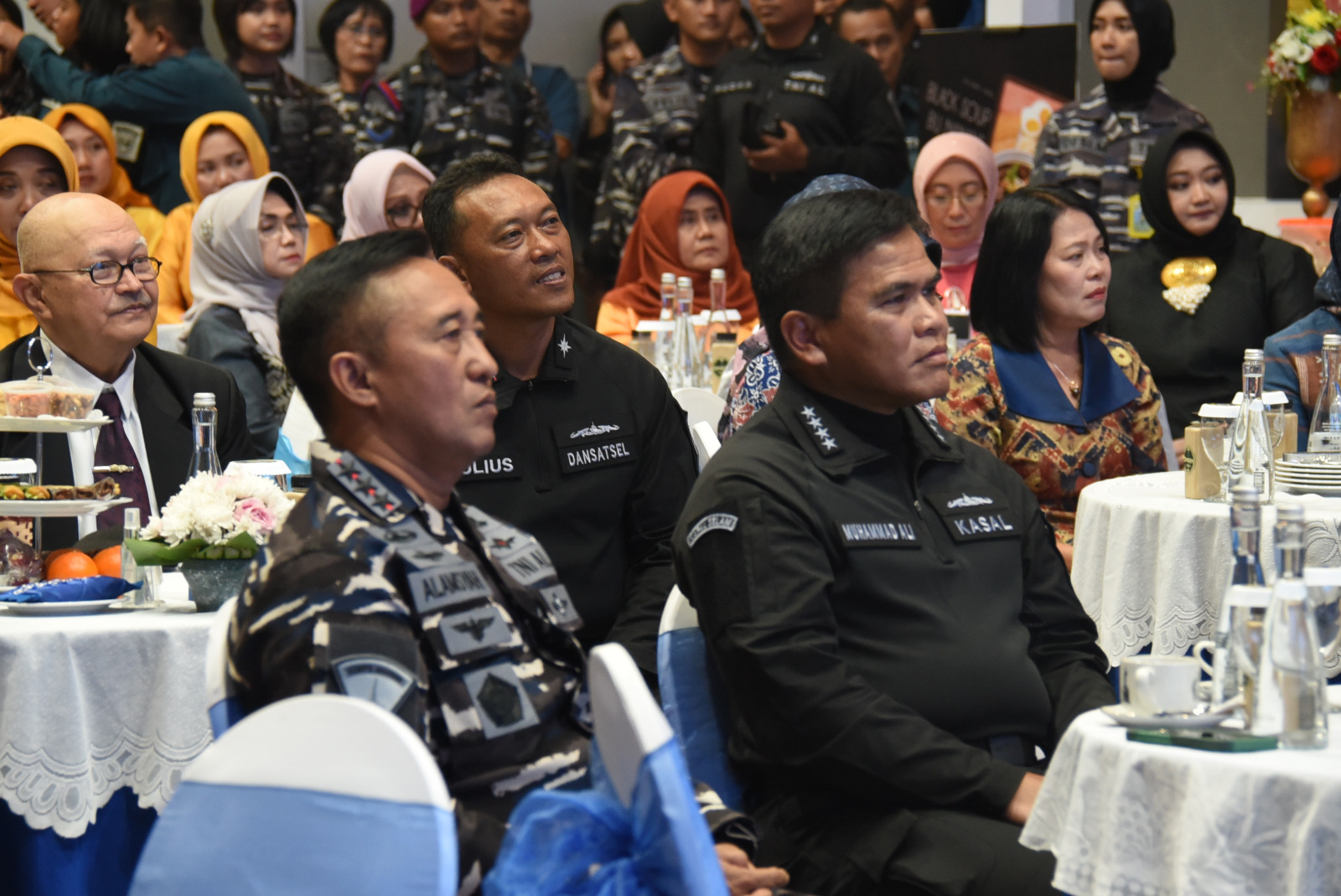 Foto : Wujud Solidaritas Warga Baret Hitam, Dankodiklatal Hadiri Peringatan HUT ke-65 Hiu Kencana