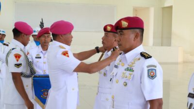 Foto : Penuhi SDM Berkualitas, Danpusdikart dan Danpusdikbanpur Kodikmar Kodiklatal Diserahterimakan