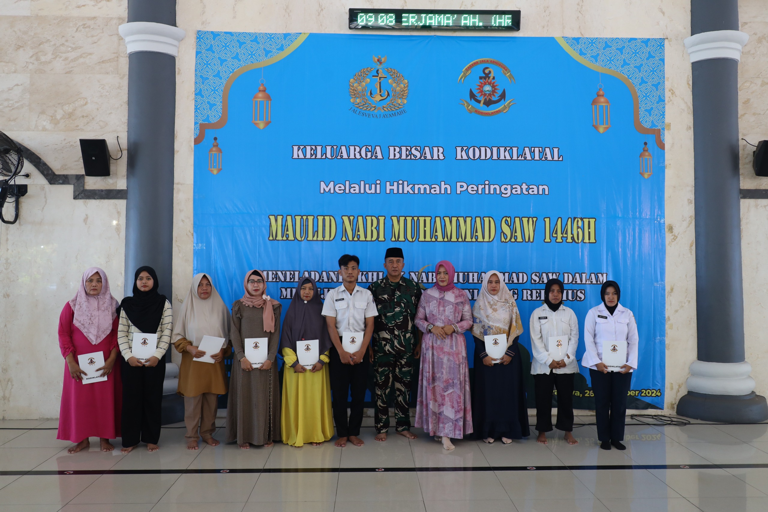 Foto : Di Peringatan Maulid Nabi, Dankodiklatal Ajak Personel Kodiklatal Teladani Akhlak Nabi Muhammad SAW