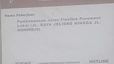 Foto : Papan Nama Proyek Jalan Raya Jelidro Hingga Wonorejo Surabaya