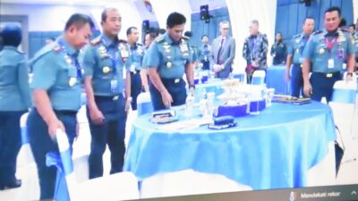 Foto : Hadir Via Vicon, Dankodiklatal Ikuti FGD Pemenuhan Kapal Selam TNI AL