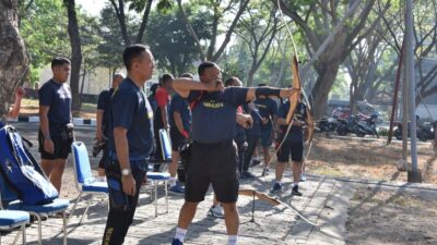 Foto : Asah Konsentrasi dan Ketajaman Skill, Kodiklatal Gelar Latihan Panahan