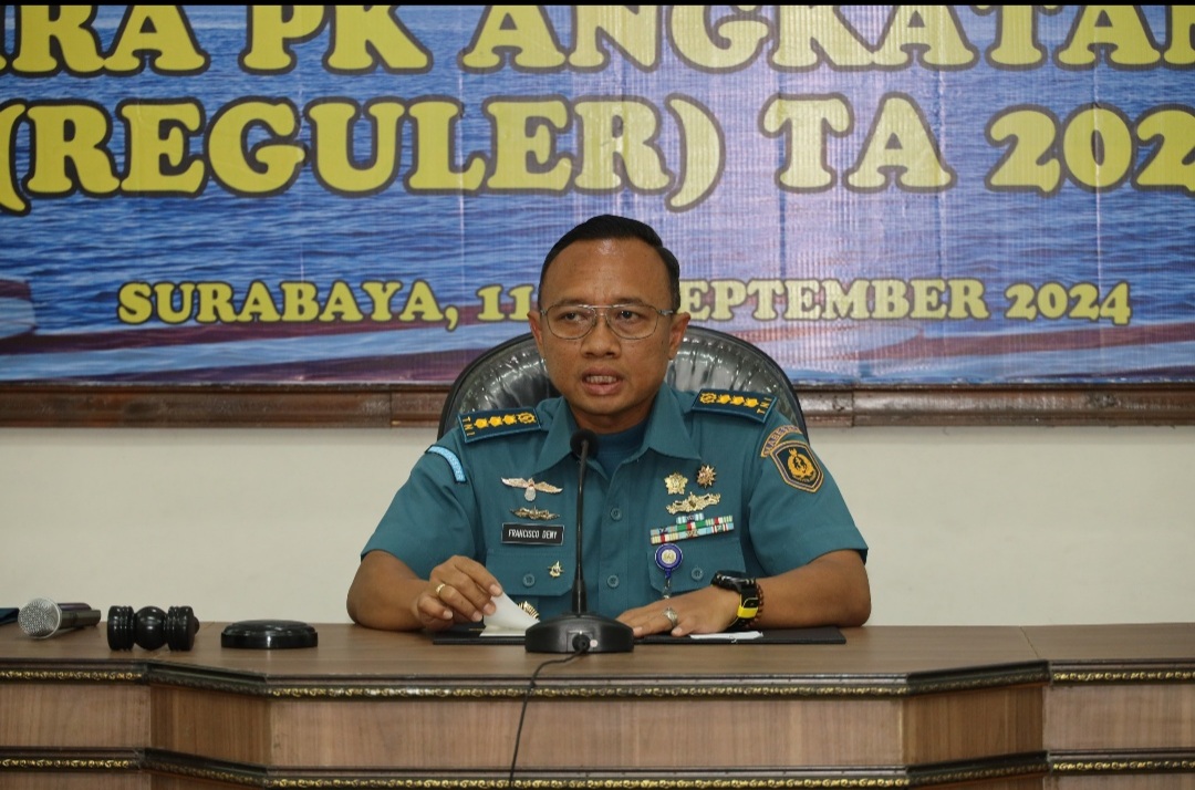 Foto : Di Sefung Kodiklatal, 108 Perwira PK TNI AL Angkatan 31 TA. 2024 Terima Pembekalan
