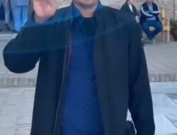 Pasangan Nomer Urut 2 Dapat Dukungan Ulama, Kiai Fathur: Semoga Khofifah Dan Emil Dardak Bisa Pimpin Jatim 2 Periode