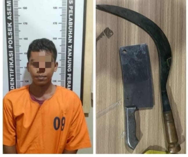 Foto : Terduga Pelaku Penganiyaan Saat Di Amankan Unit Reskrim Polsek Asemrowo