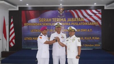 Foto : Danpuslatdiksarmil Kodiklatal Pimpin Sertijab Dua Jabatan Strategis Di Puslatdiksarmil