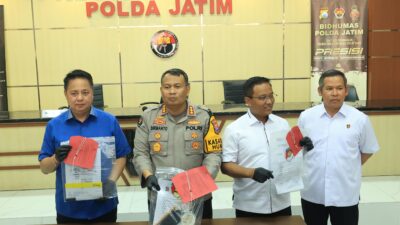 Foto : Polda Jatim Amankan Babysitter, Tersangka Pemberi Obat Keras Kepada Batita di Surabaya