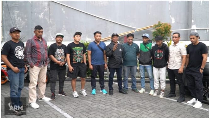 Foto ; Jelang Pertandingan Persib Bandung vs Persebaya, Para Kordinator Bonek Sepakat ajak Semua Bonek Tidak Berangkat Away ke Bandung