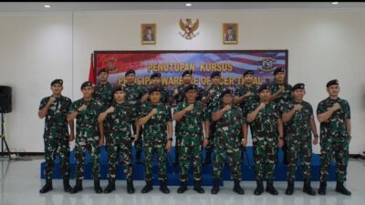 Foto : Perkuat Kemampuan Peperangan Laut, 13 Perwira TNI AL Lulus Kursus Principal Warfare Officer
