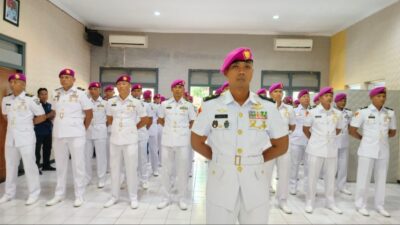 Foto : Dankodikmar Kodiklatal : Lulus Dikspespa IV, Perwira TNI AL Jadi Aset Penting Jaga Kesiapsiagaan Korps Marinir