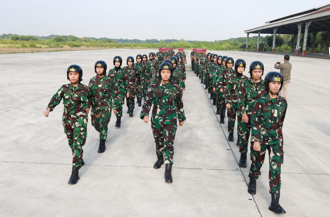 Foto : Prajurit Kowal Siap Regenerasi Jadi Penerjun Payung Free Fall