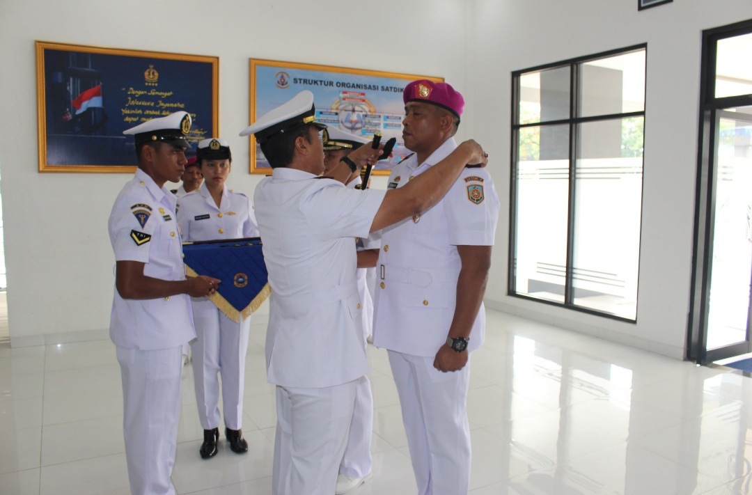 Foto : Tandai Peremajaan Kepemimpinan, Satdik - 2 Kodiklatal Gelar Upacara Sertijab