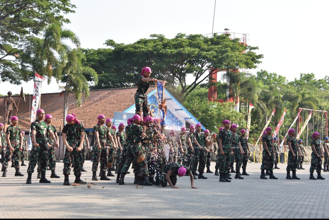 Foto : Dankodiklatal Bangga Lantik dan Sumpah 433 Siswa Dikmata TNI AL Angkatan 44/1 TA 2024