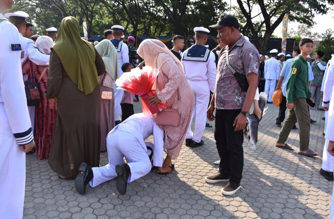 Foto ; Kld POM Krisna Putra Ngawi Lulus Terbaik Dikmata TNI AL 2024