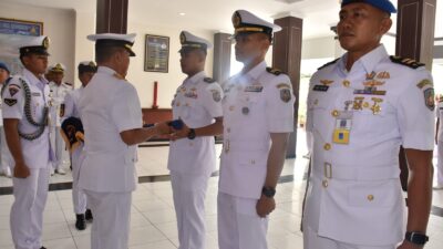 Foto : Dankodikdukum Kodiklatal Tekankan Pentingnya Pembekalan Diri untuk Wujudkan TNI AL Berkelas Dunia