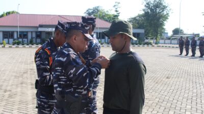 Foto : Bangun Jiwa Bela Negara, Satdik - 2 Kodiklatal Latih Mahasiswa Campus BRI Makassar