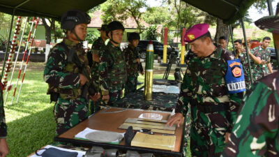Foto : Dankodiklatal Pastikan Kesiapan Pesonel dan Persenjataan Yonarmed 8/UY Jember Yang Ikuti Latgabma Keris Woomera 2024