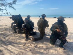 Di Pulau Bathrust, Australia, Prajurit Marinir TNI AL Laksanakan Latihan Pendaratan Amfibi