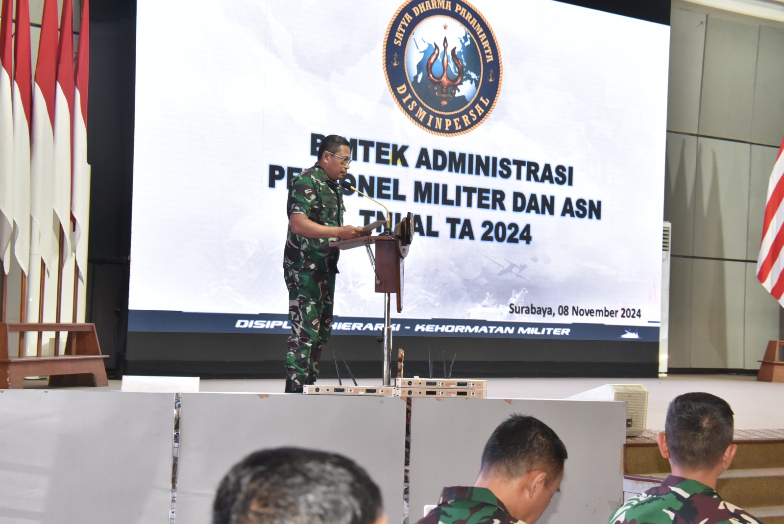 Foto : Tingkatkan Profesionalisme, Personel Kodiklatal Ikuti Bintek Minpers Militer dan ASN TNI AL 2024