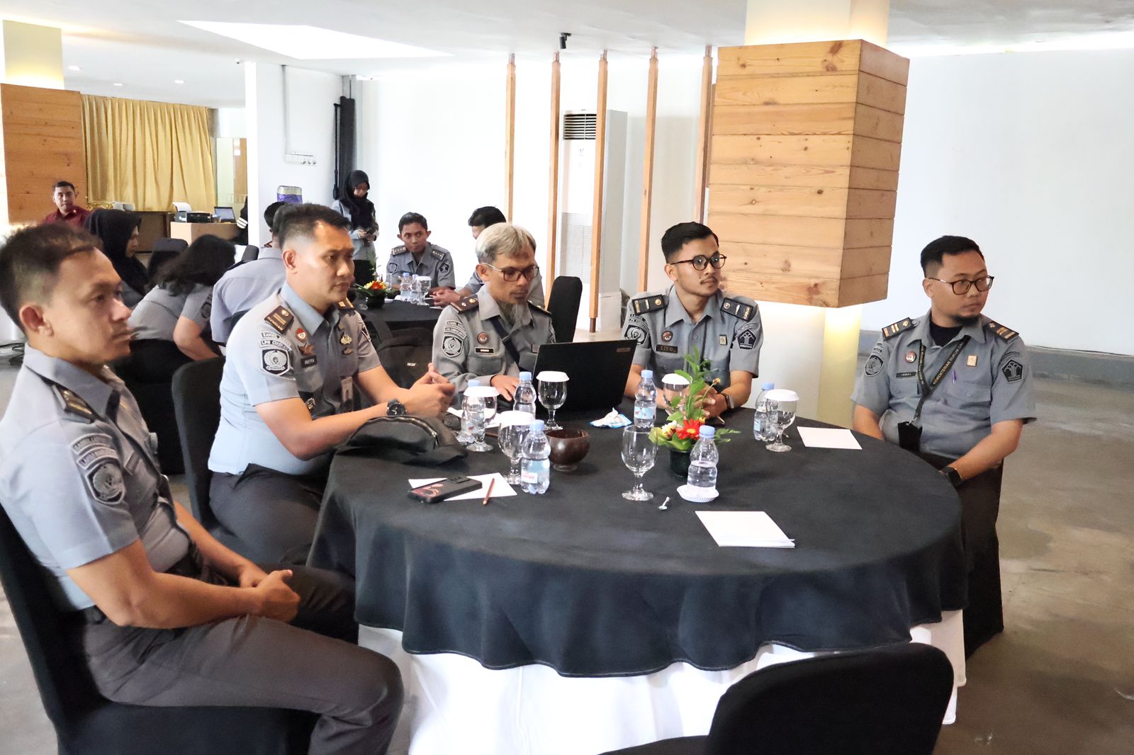 Foto : Lapas Narkotika Kelas IIA Pamekasan Kanwil Kementerian Imigrasi dan Pemasyarakatan Jatim Ikuti Penguatan Kapasitas Perawatan Kesehatan dan Rehabilitasi bagi Warga Binaan