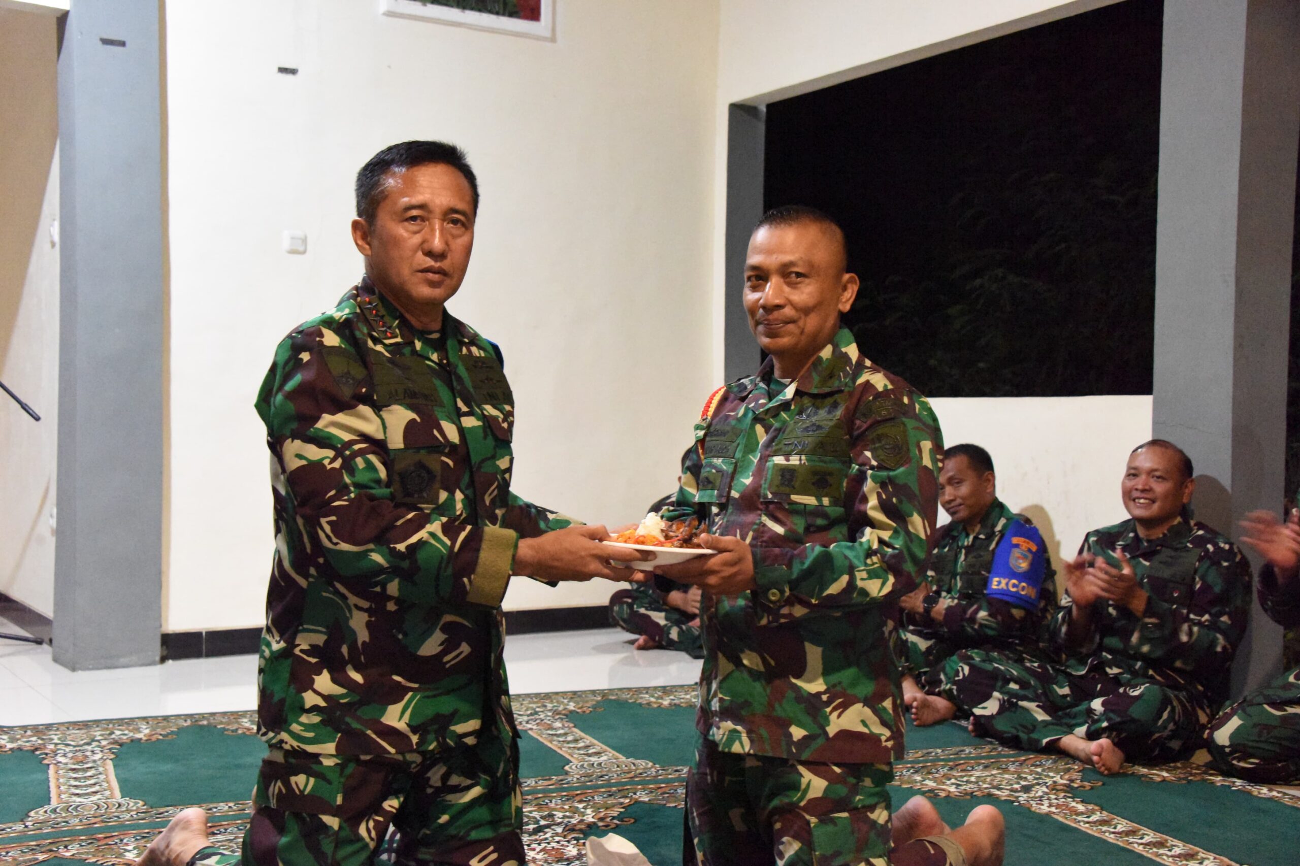 Foto ; Demi Kelancaran Latgabma Keris Woomera 2024, Dankodiklatal Pimpin Doa Bersama
