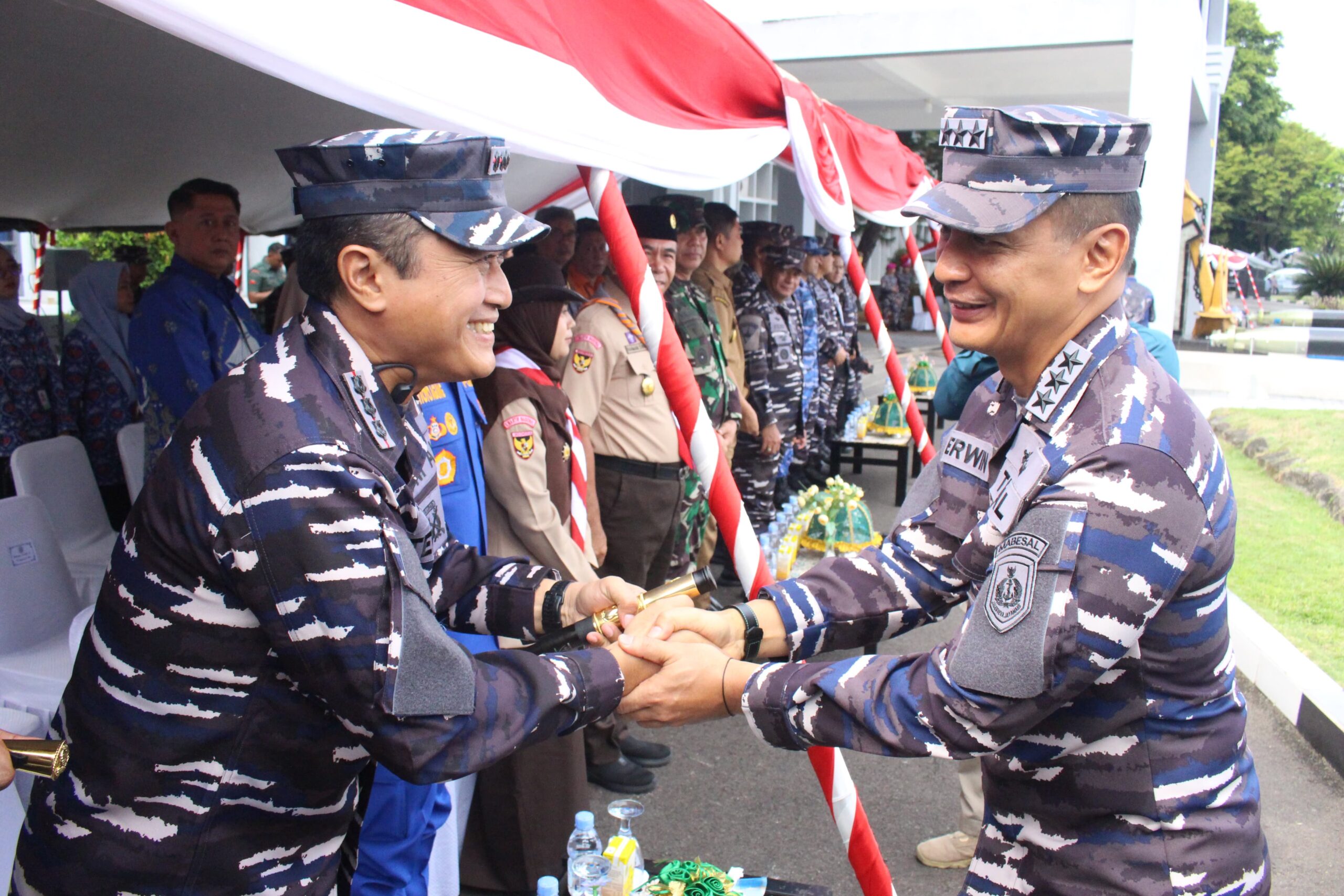 Foto : Dansatdik - 2 Kodiklatal Hadiri Apel Besar Pramuka Saka Bahari se-Indonesia dan Bakti Kesehatan SBJ Tahun 2024