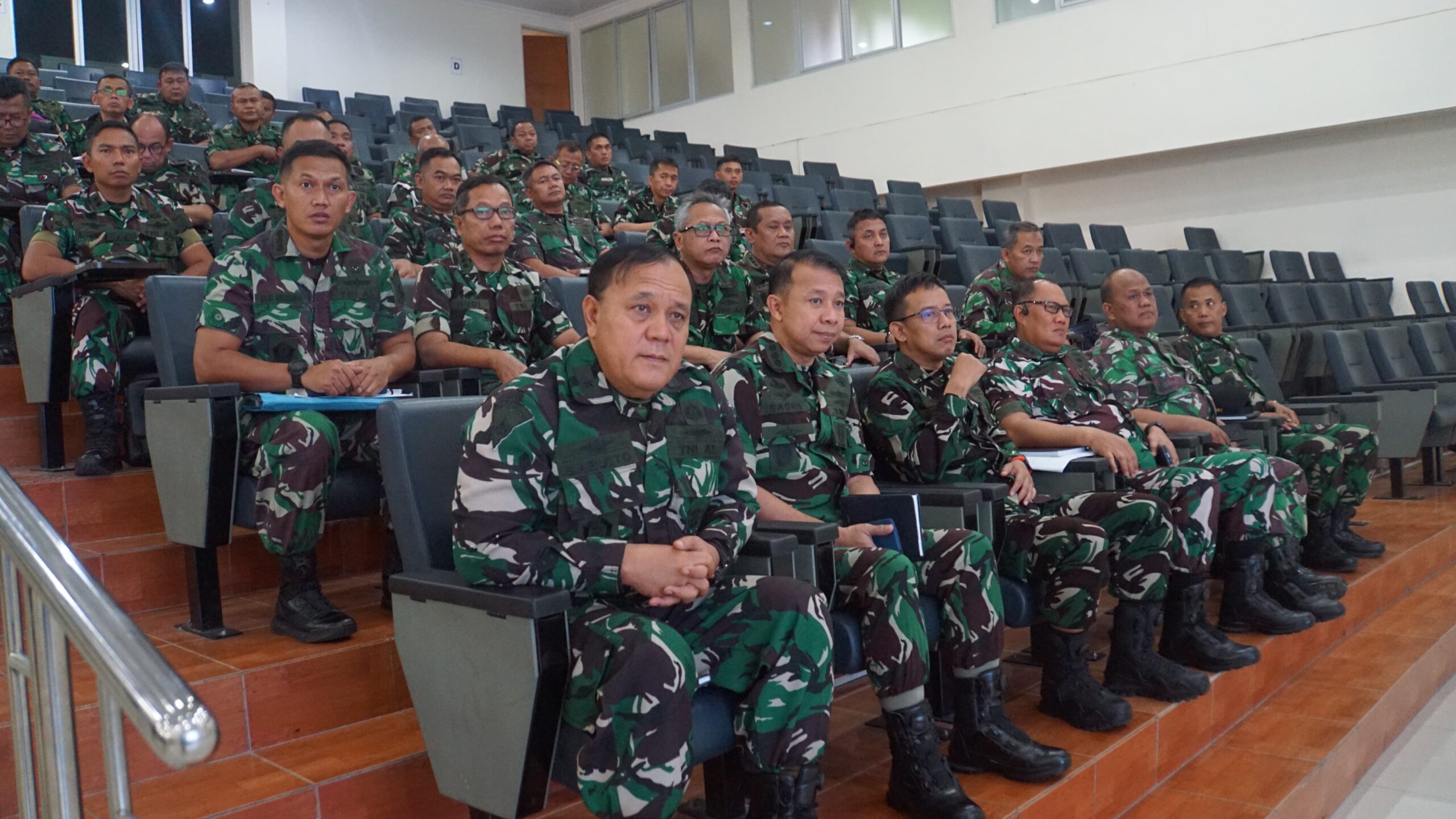Foto : Kodiklatal Gelar Rapat Persiapan Pembangunan Zona Integritas Tahun 2025