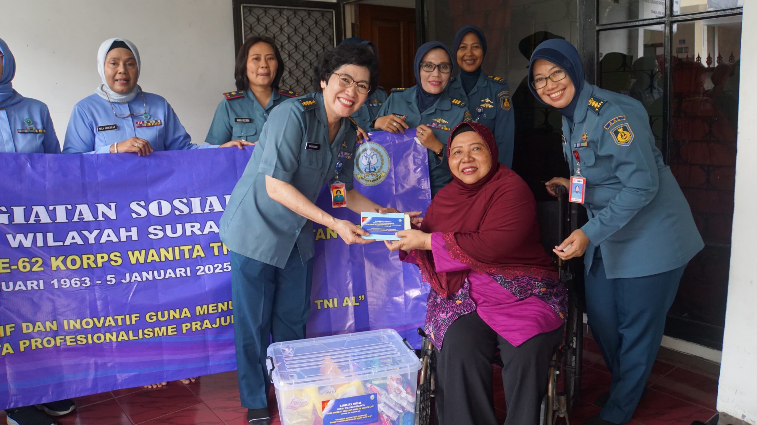 Foto : Kowal Wilayah Surabaya Gelar Anjangsana Jelang HUT Ke-62, Kunjungi Purnawirawan dan Kowal Kodiklatal yang Sakit