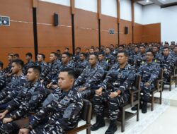 Dankodikopsla Kodiklatal Hadiri Penutupan Pelatihan Transition to Trained Trainers TNI AL