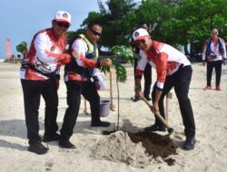 Dankodiklatal Saksikan Keseruan Kejuaraan Jetski Panglima TNI Cup 2024