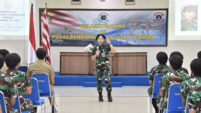 Foto : Tingkatkan Kompetensi Diri, Siswa Kowal Kodiklatal Ikuti Pembekalan Pabandya Bin Kowal
