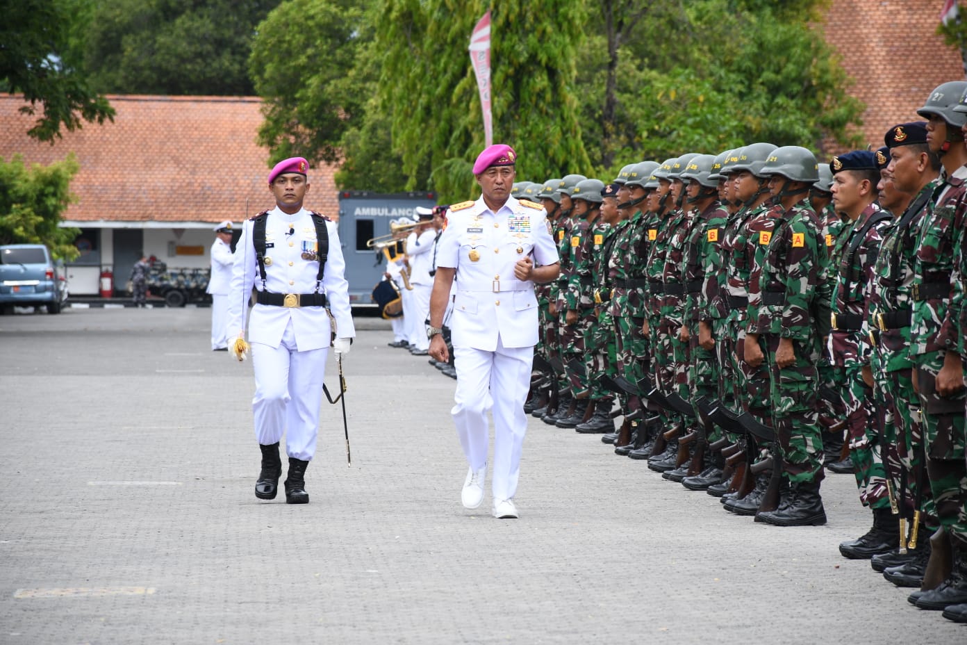 Foto : Komandan Puslatdiksarmil Kodiklatal Kini Dijabat Kolonel Laut (P) Musleh Yadi