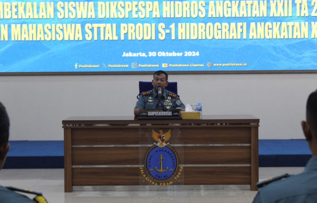 Foto ; Siap Emban Tugas, Siswa Dikspespa Hidros Kodiklatal Terima Pembekalan Danpushidrosal