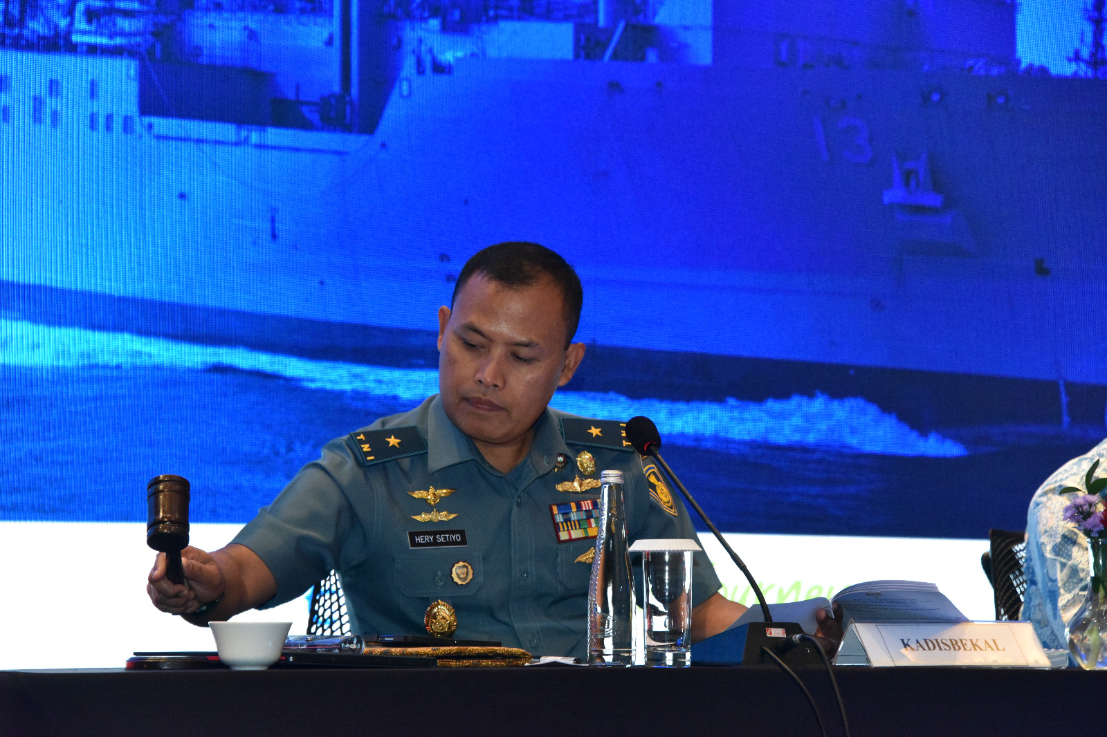Foto ; Paban IV Log Ditum Kodiklatal Hadiri Rapat Kerja Evaluasi Pembekalan TNI AL TA. 2024
