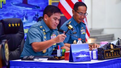 Foto : Evaluasi Fungsi Pengawasan, Inspektur Kodiklatal Hadiri Rakerniswas TNI AL