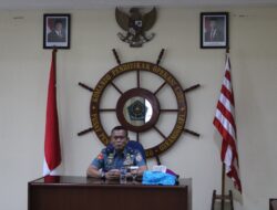 Pusdikhidros Kodikopsla Kodiklatal Sambut Kunjungan Kerja Inspektur Kodiklatal