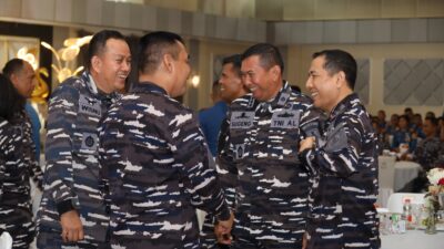 Foto : Pergantian Pimpinan Lemdik TNI AL, Wadan Kodiklatal Hadiri Pisah Sambut Gubernur AAL