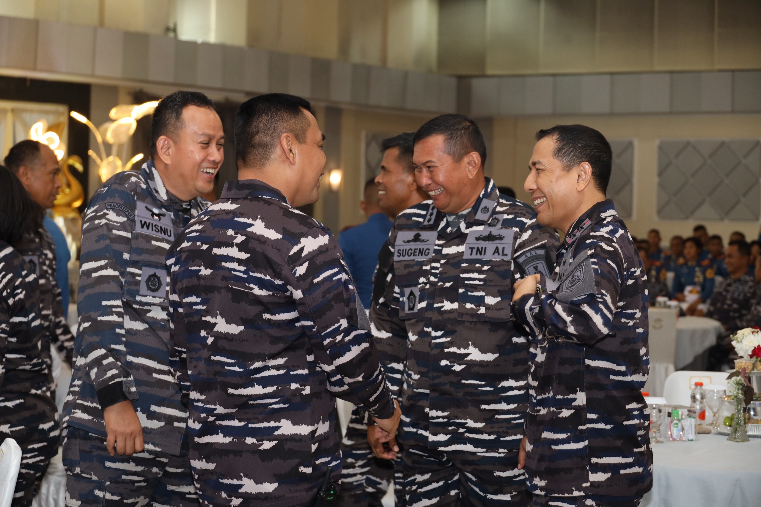 Foto : Pergantian Pimpinan Lemdik TNI AL, Wadan Kodiklatal Hadiri Pisah Sambut Gubernur AAL