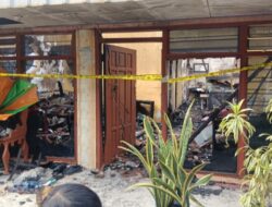 Gegara Obat Nyamuk Rumah di Kawasan Pabean Cantian Surabaya ludes Terbakar