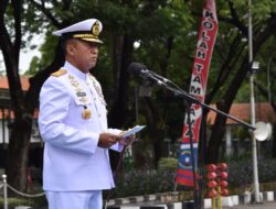 Dankodiklatal Lantik 300 Siswa Diktukba TNI AL Angkatan 55 Jadi Sersan Dua