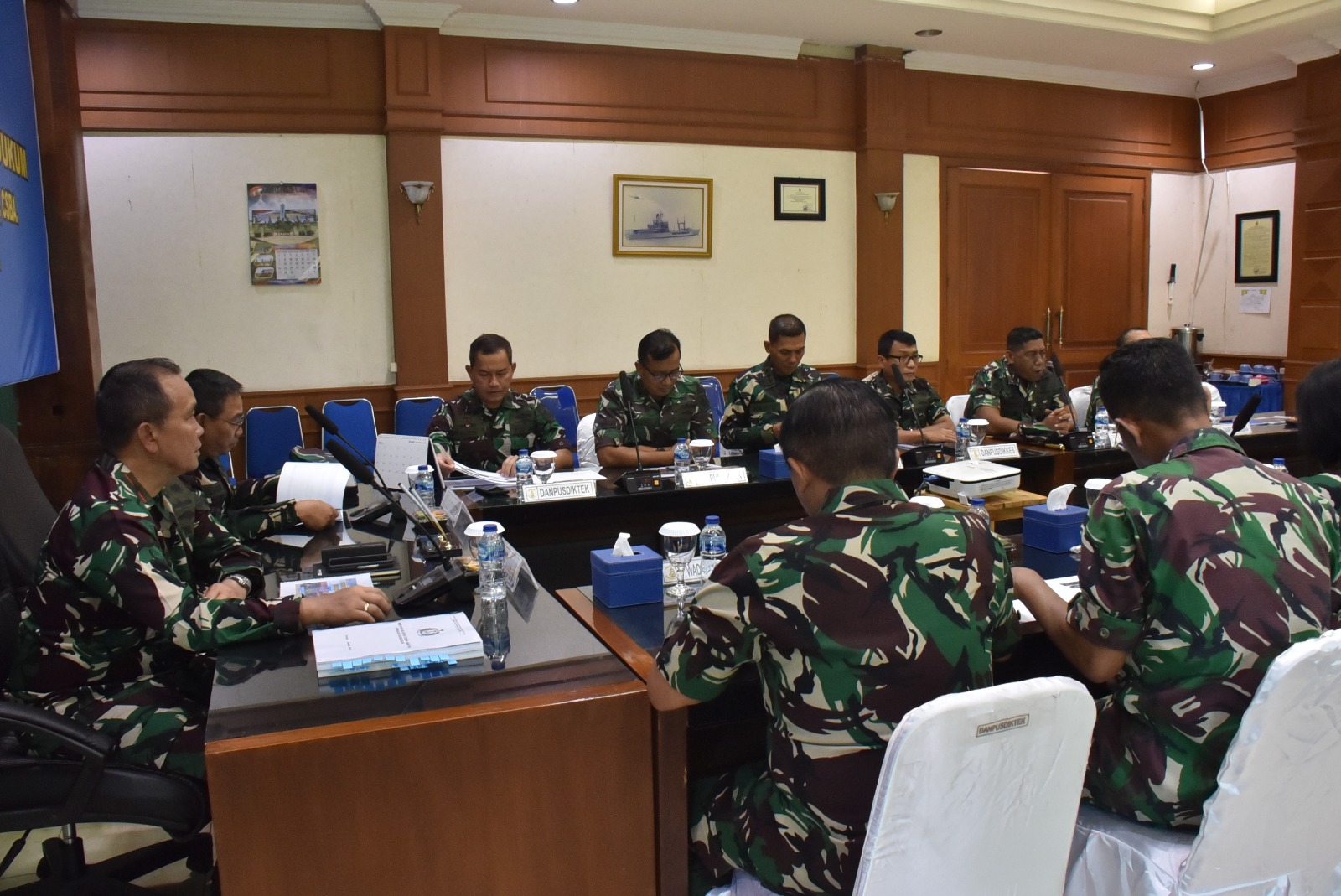 Foto : Jelang Sertijab, Komandan Kodikdukum Kodiklatal Laksanakan Memorandum