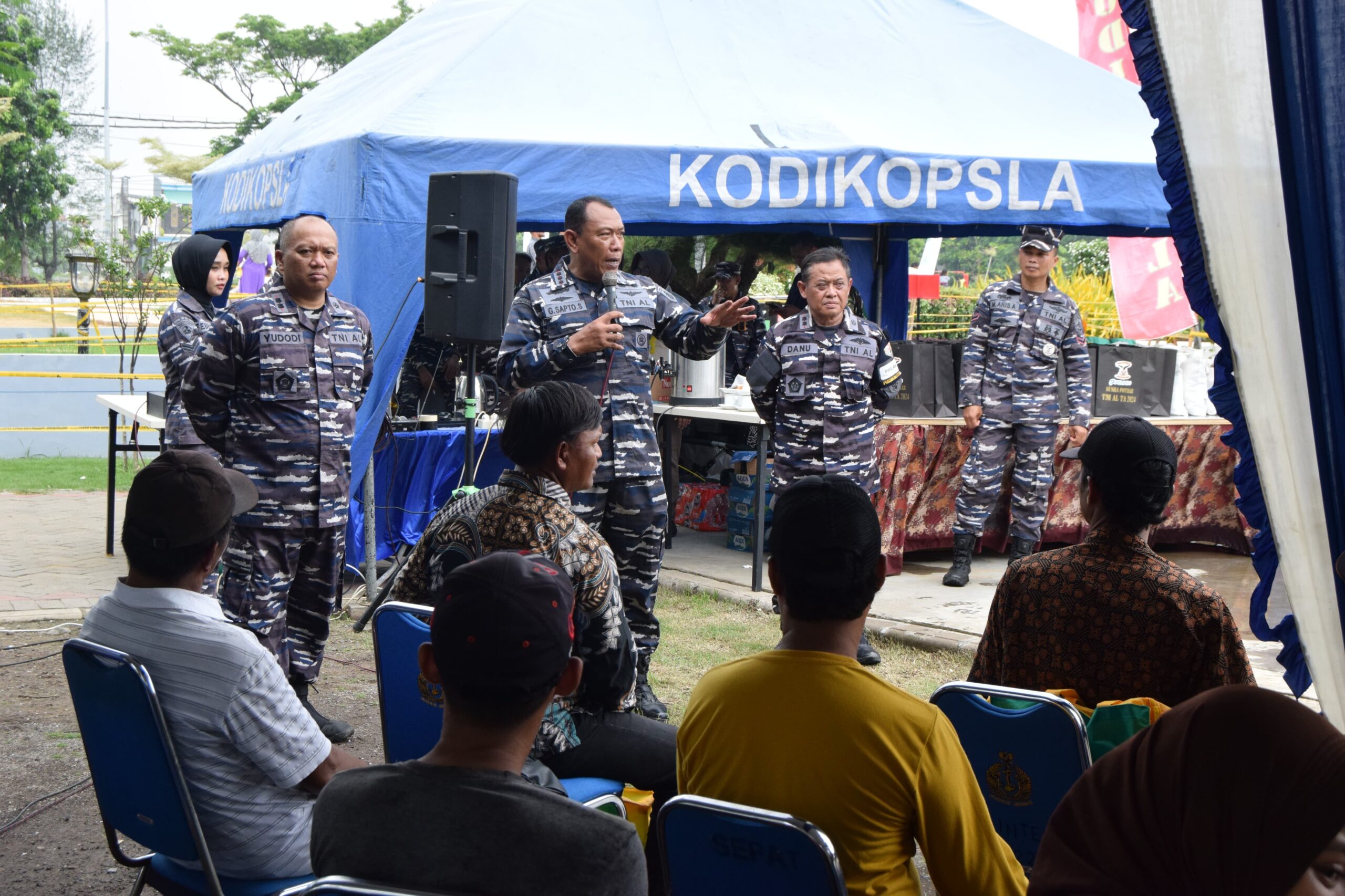 Foto : Peduli Masyarakat Pesisir, Kodiklatal Dukung Gerakan Program Laut Bersih