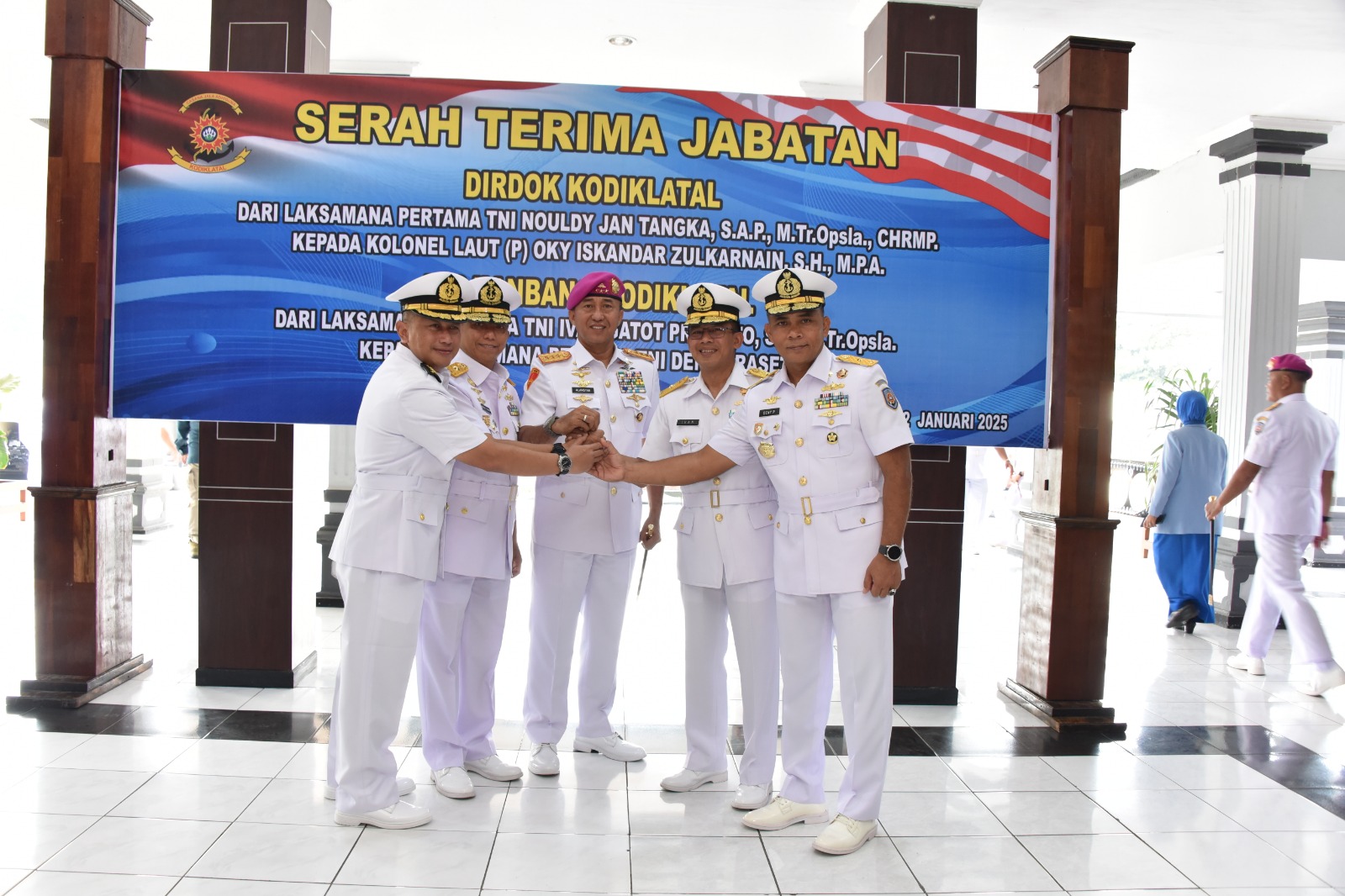Foto : Dankodiklatal Resmikan Pergantian Lima Jabatan Strategis di Lingkungan Kodiklatal