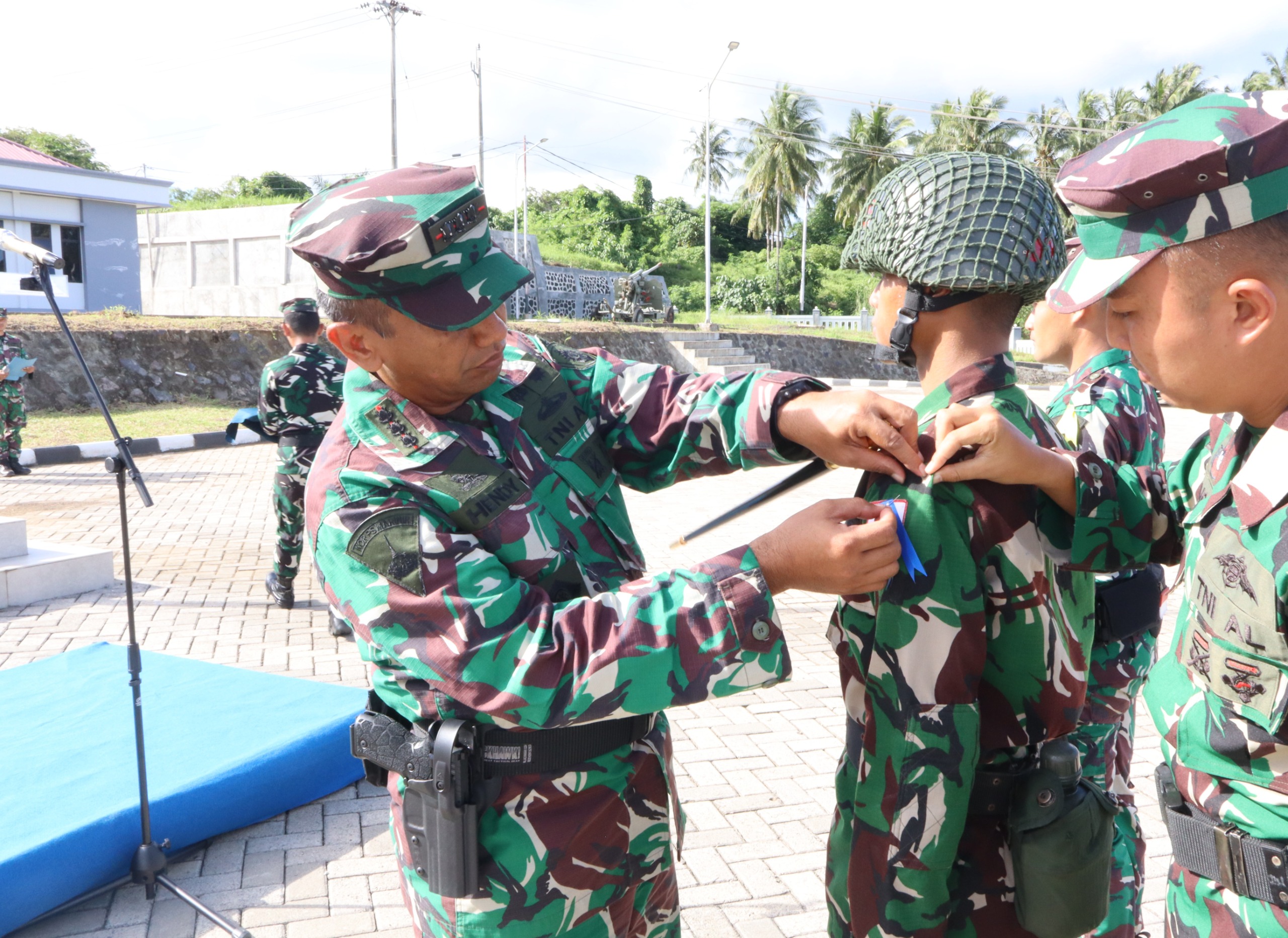 Foto : Satdik - 4 Kodiklatal Manado Apel Kesiapan Personel dan Material Dalam Rangka Lattek Berganda