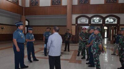 Foto : Wadan Kodiklatal Terima Courtessy Call Wairjenal Bahas Alih Bina Gedung GSB