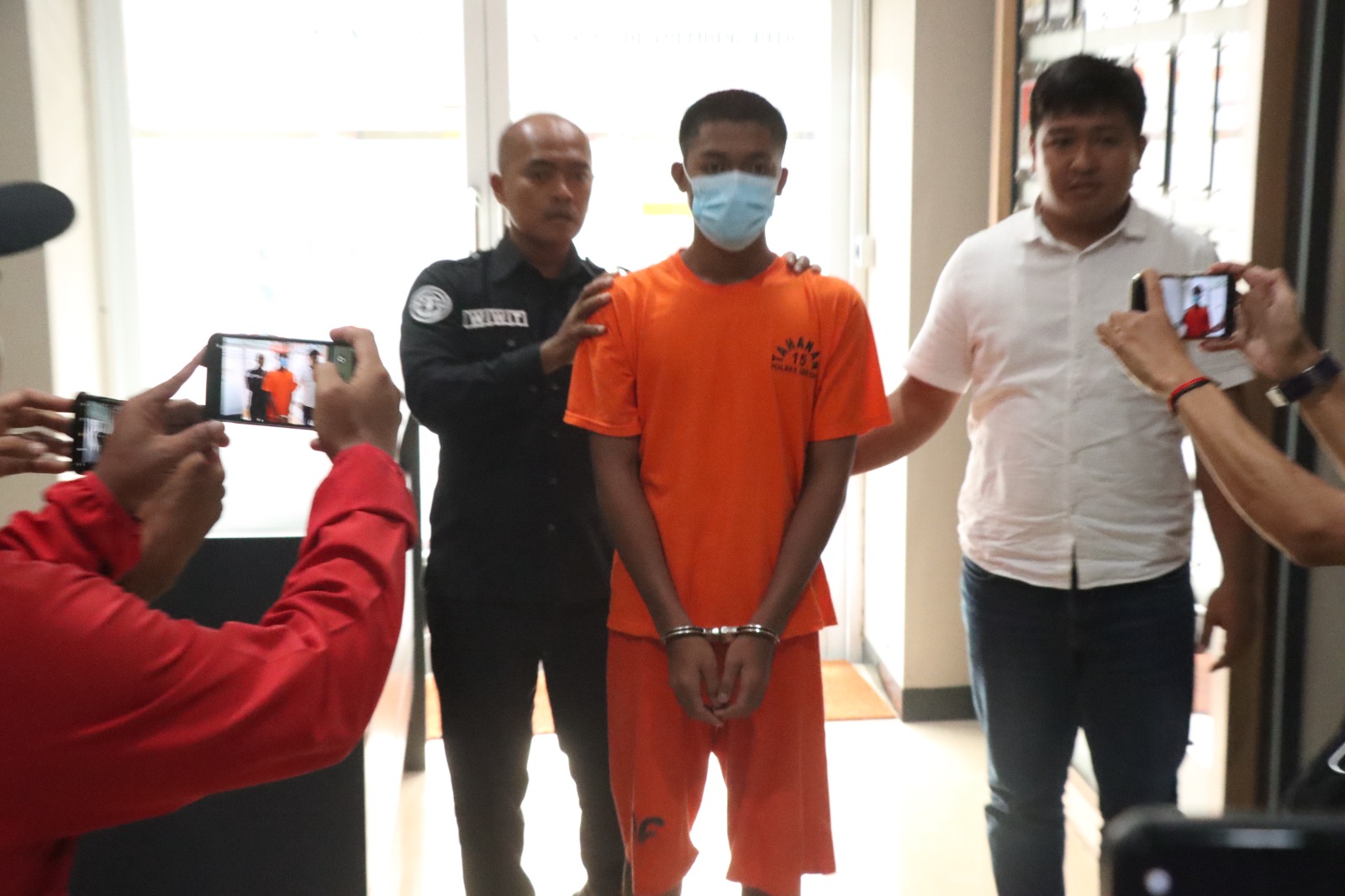 Foto : Polisi Berhasil Amankan Terduga Pelaku Kekerasan yang Mengakibatkan Korban MD di Gresik
