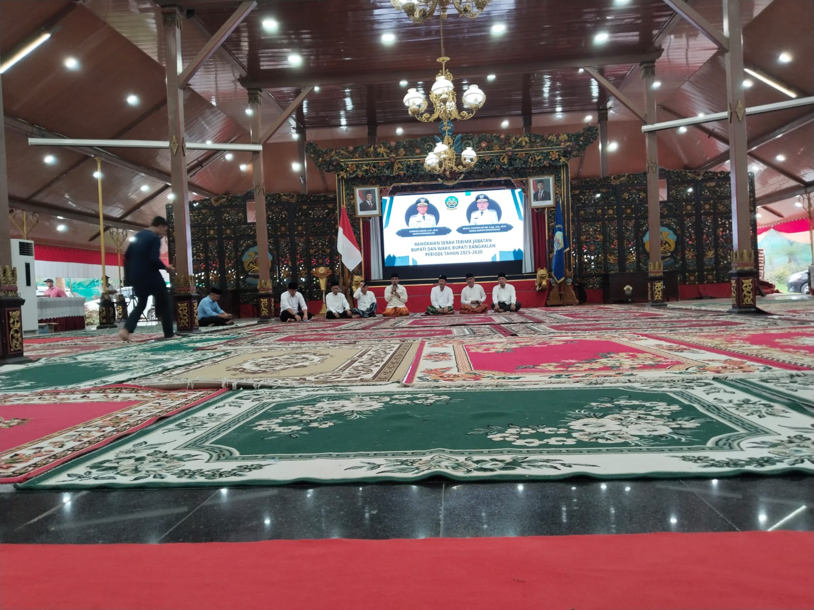 Foto : Bupati dan Wakil Bupati Bangkalan 2025-2030 Gelar Tasyakuran dan Buka Bersama, Tegaskan Komitmen untuk Pembangunan