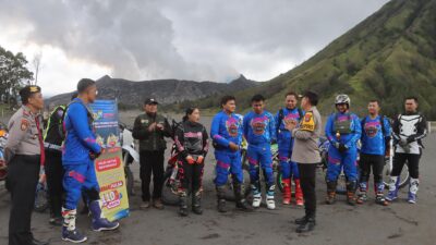 Foto ; Kapolres Probolinggo Patroli Dialogis di Gunung Bromo Pastikan Keamanan Wisatawan Saat Lebaran