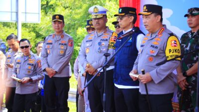 Foto ; Kapolri Jelaskan Alasan Berlakukan One Way Nasional di Puncak Arus Balik Lebaran